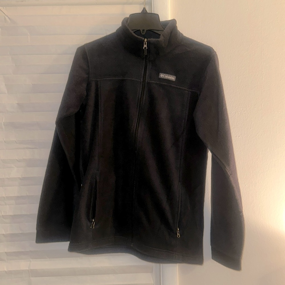 NEW WITHOUT TAGS COLUMBIA BOYS JACKET
SIZE XL, BLACK JACKET